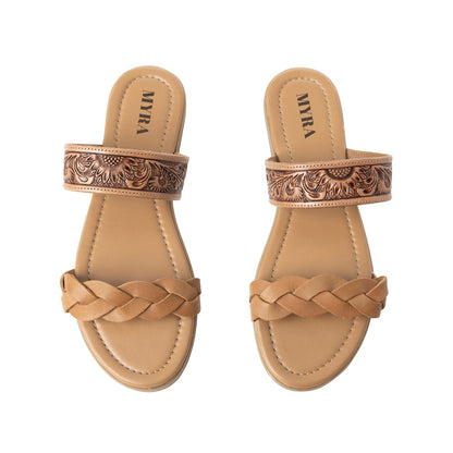 Diamond Ridge Sandals In Brown