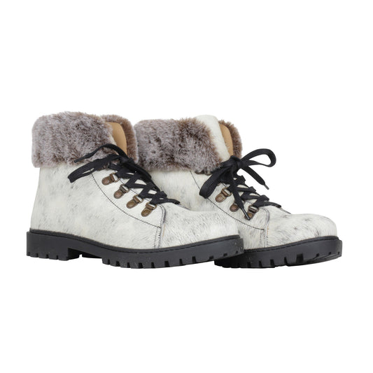 Turbulent Light-Duty Outdoor Womens Hiking Boots - SIZE 9